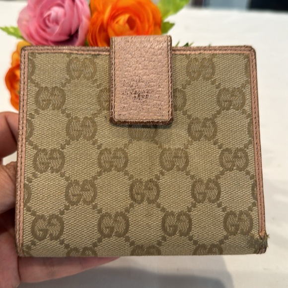 Authentic Gucci short wallet - Picture 2 of 14